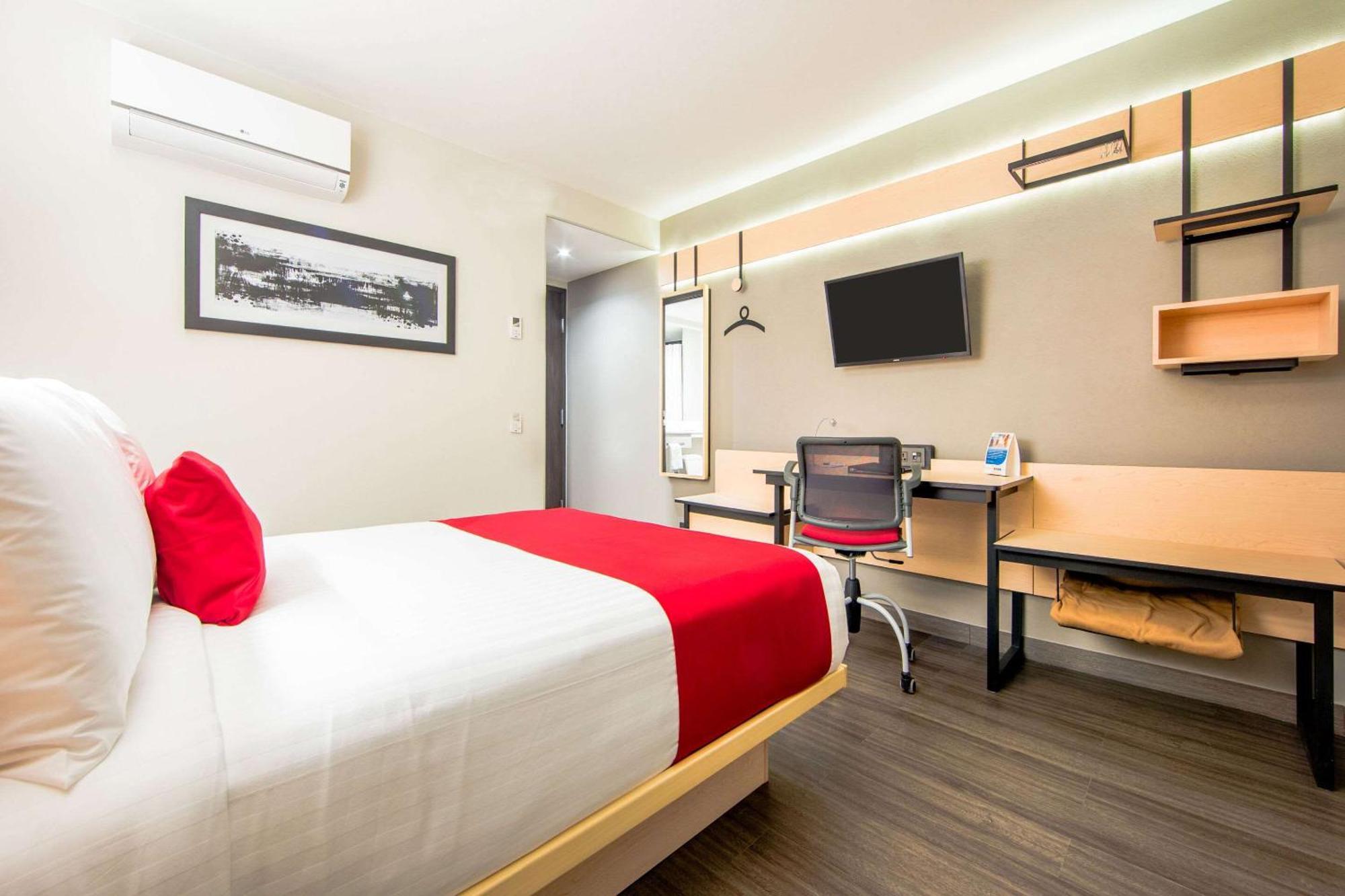 Comfort Inn Delicias Esterno foto